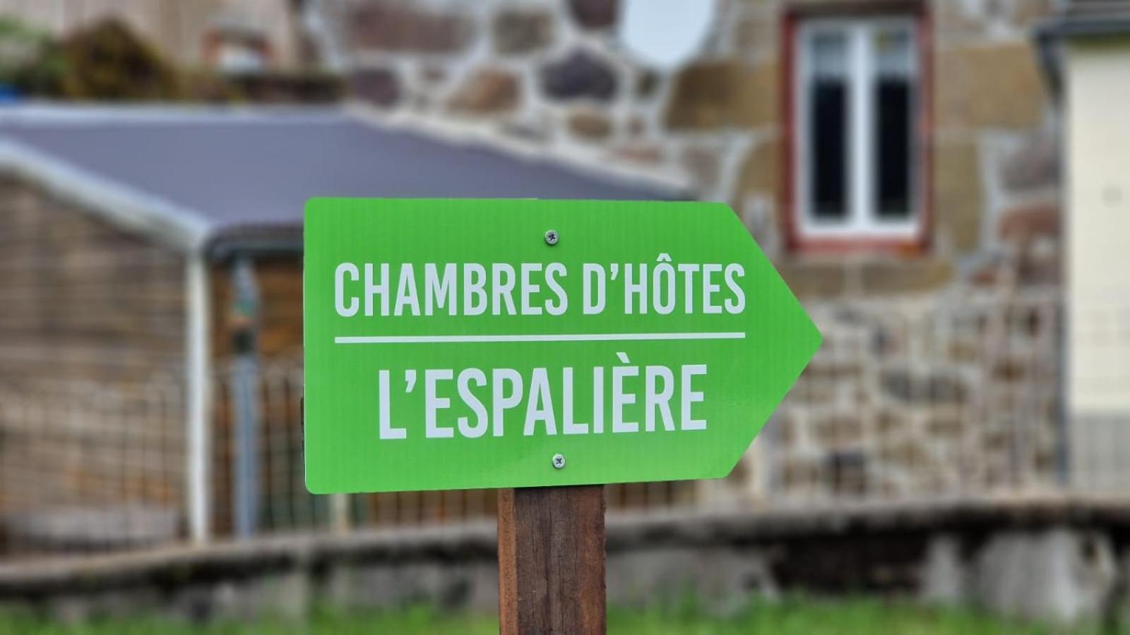 La Lys Martagon Bed & Breakfast Le Falgoux ภายนอก รูปภาพ